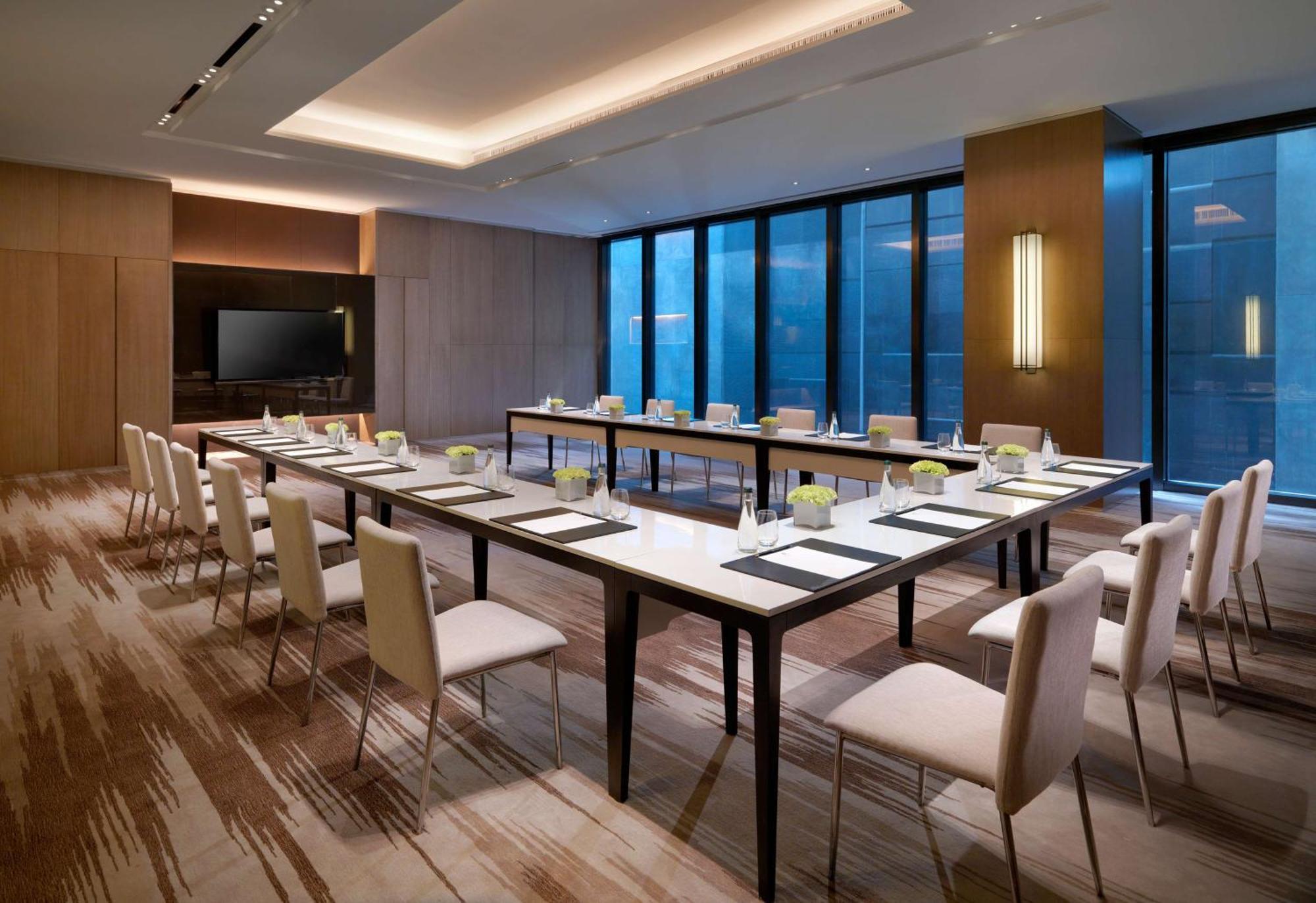 Hotel Hyatt Regency Tianjin East Exterior foto